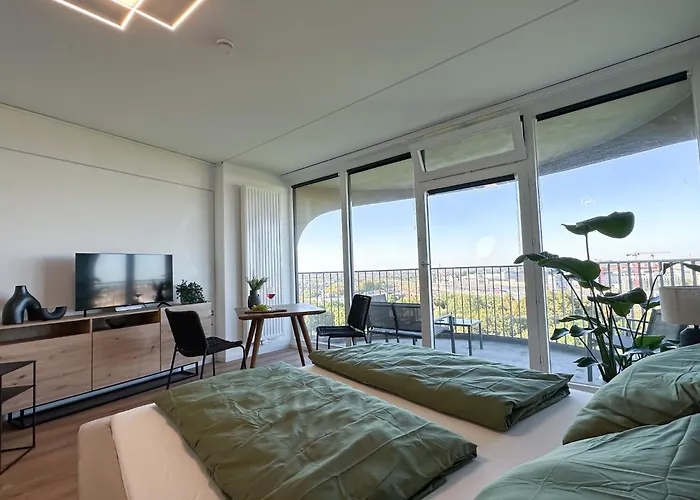 Helles Mit Tollem Blick über Apartamento