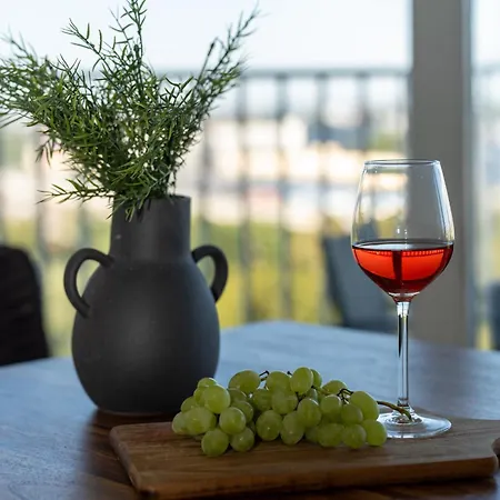 Helles Mit Tollem Blick Ueber Aψβούργη