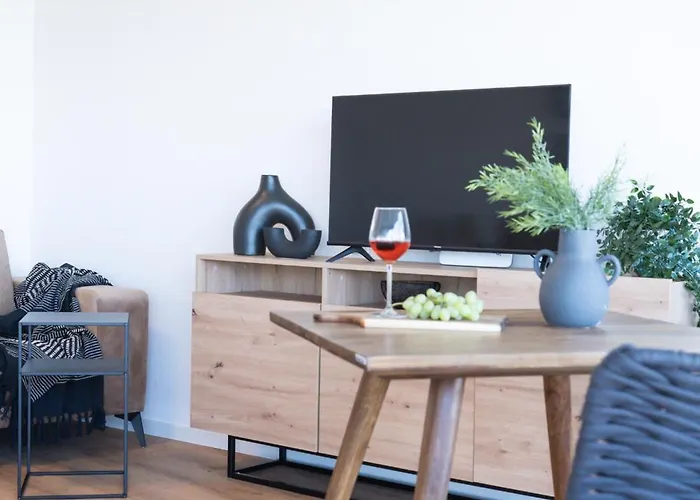 Helles Mit Tollem Blick Ueber Appartamento *